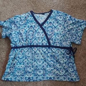 Women's Scrub Top